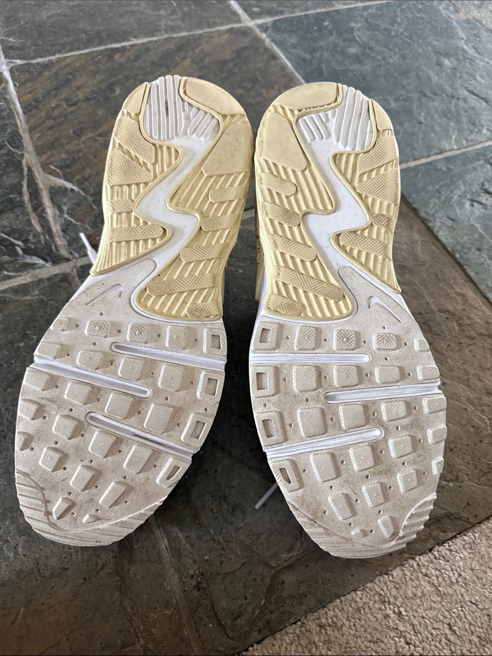 Nike Women’s Pale lavender Mesh Lace-Up Sneakers - Picture 3 of 6